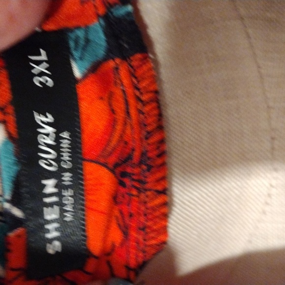 Dress - Picture 3 of 5